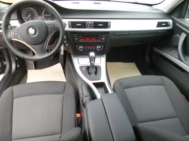 Left hand drive car BMW 3 SERIES (01/05/2008) - 